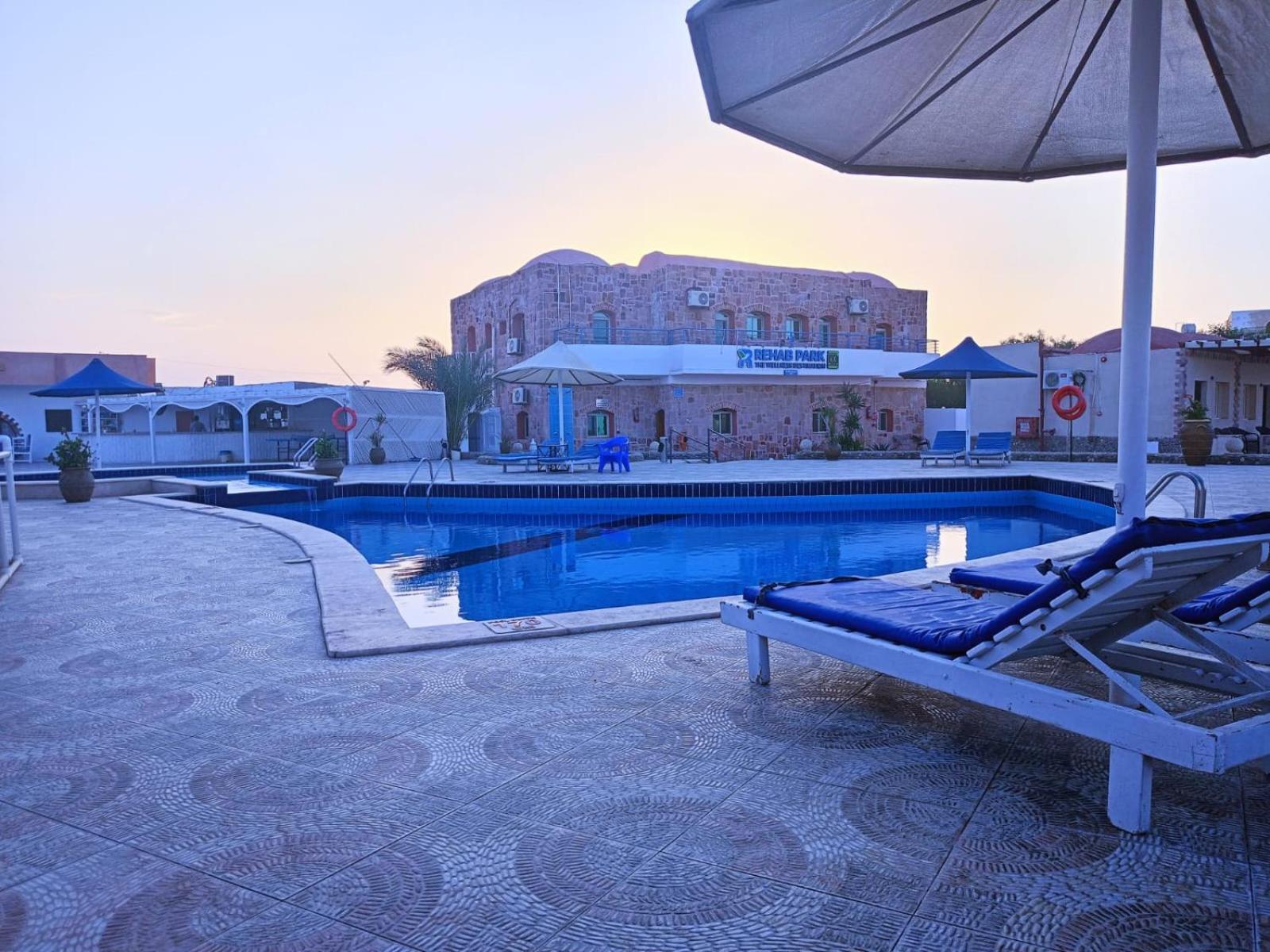 Dolphin Continental Hotel El Qoseir Zewnętrze zdjęcie